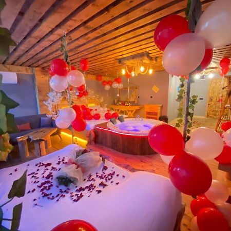 Heaven Vip Wooden Palace Bed and Breakfast Ardeşen Exteriör bild