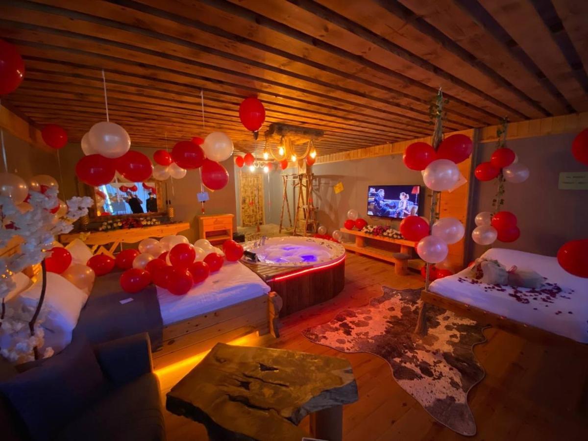 Heaven Vip Wooden Palace Bed and Breakfast Ardeşen Exteriör bild
