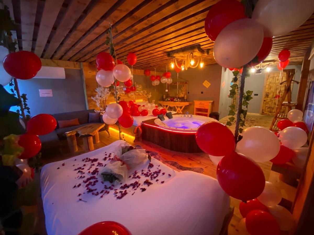 Heaven Vip Wooden Palace Bed and Breakfast Ardeşen Exteriör bild