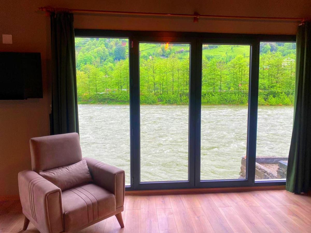 Heaven Vip Wooden Palace Bed and Breakfast Ardeşen Exteriör bild