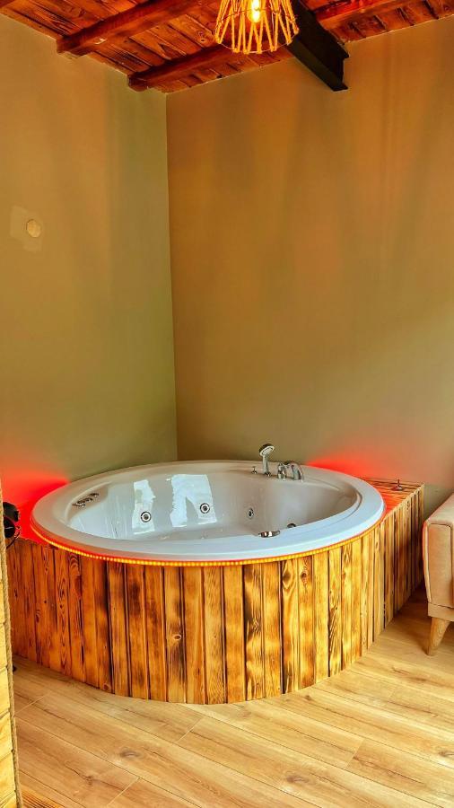 Heaven Vip Wooden Palace Bed and Breakfast Ardeşen Exteriör bild