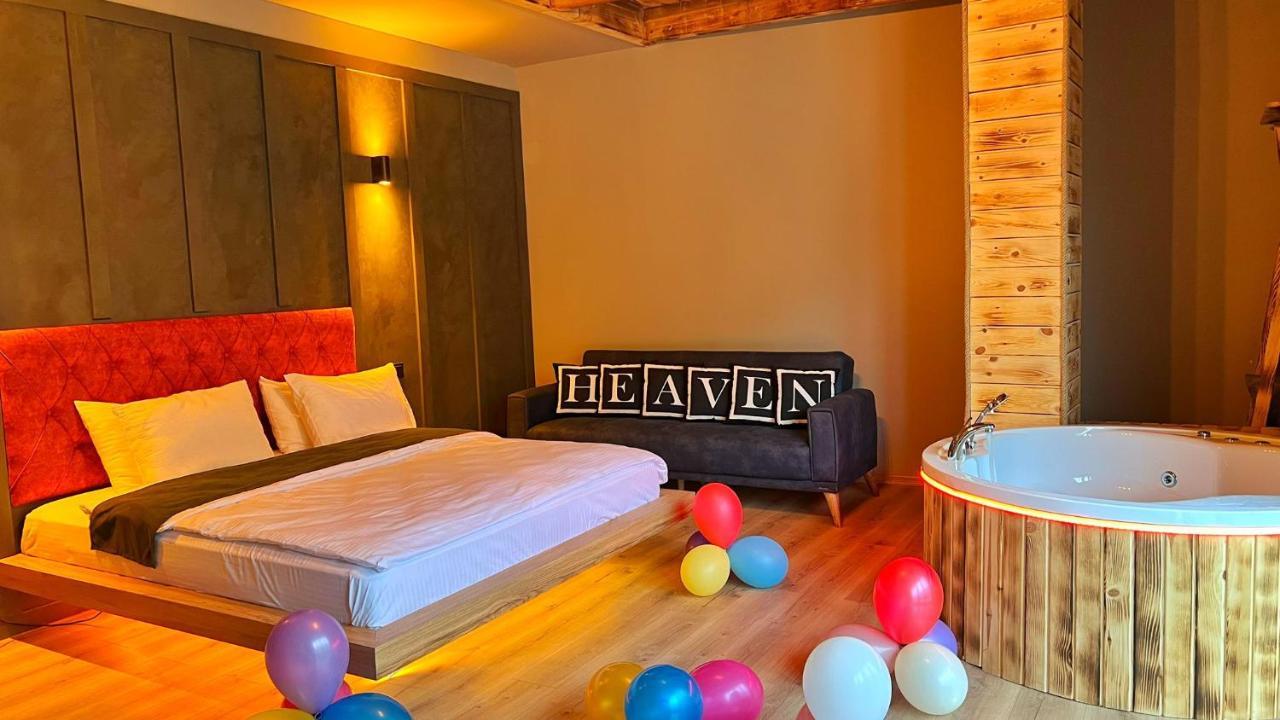 Heaven Vip Wooden Palace Bed and Breakfast Ardeşen Exteriör bild