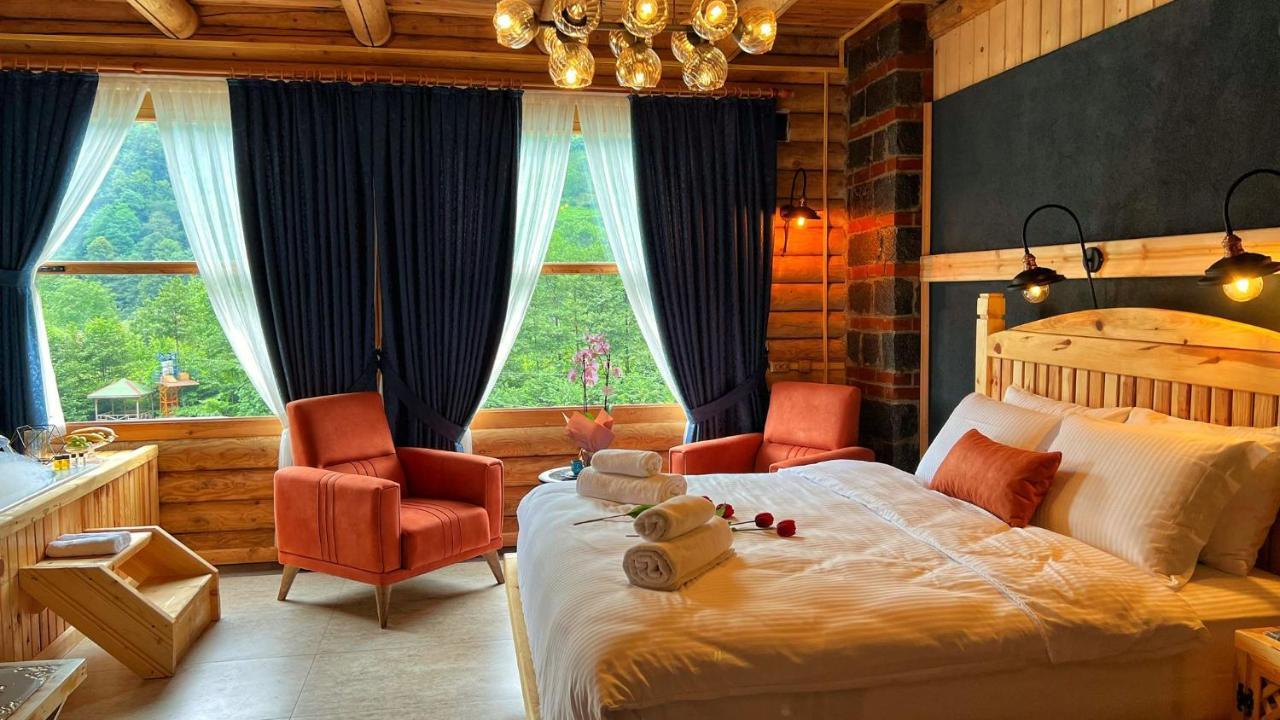 Heaven Vip Wooden Palace Bed and Breakfast Ardeşen Exteriör bild